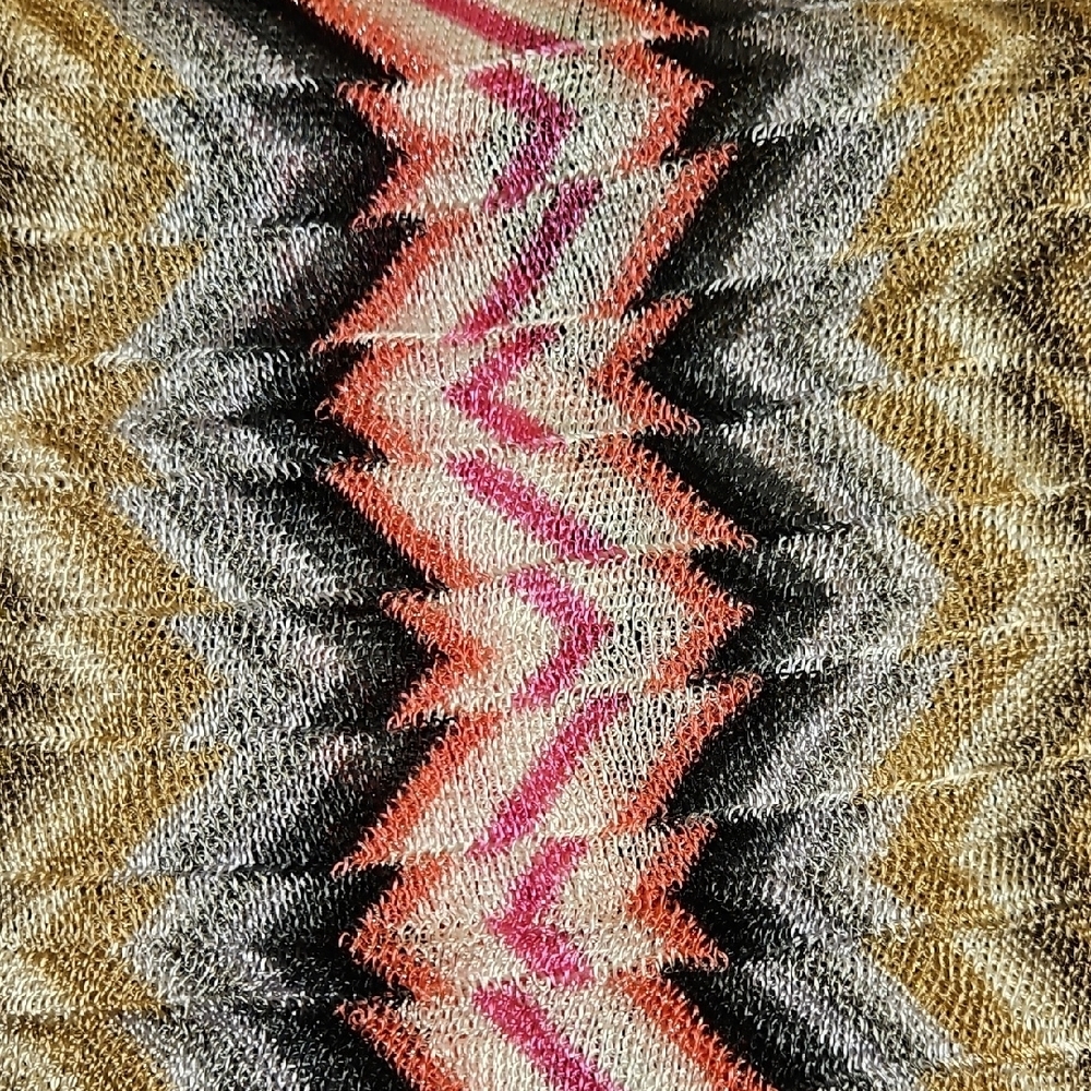 Missoni Vibrant Wrap - Picture 7 of 10